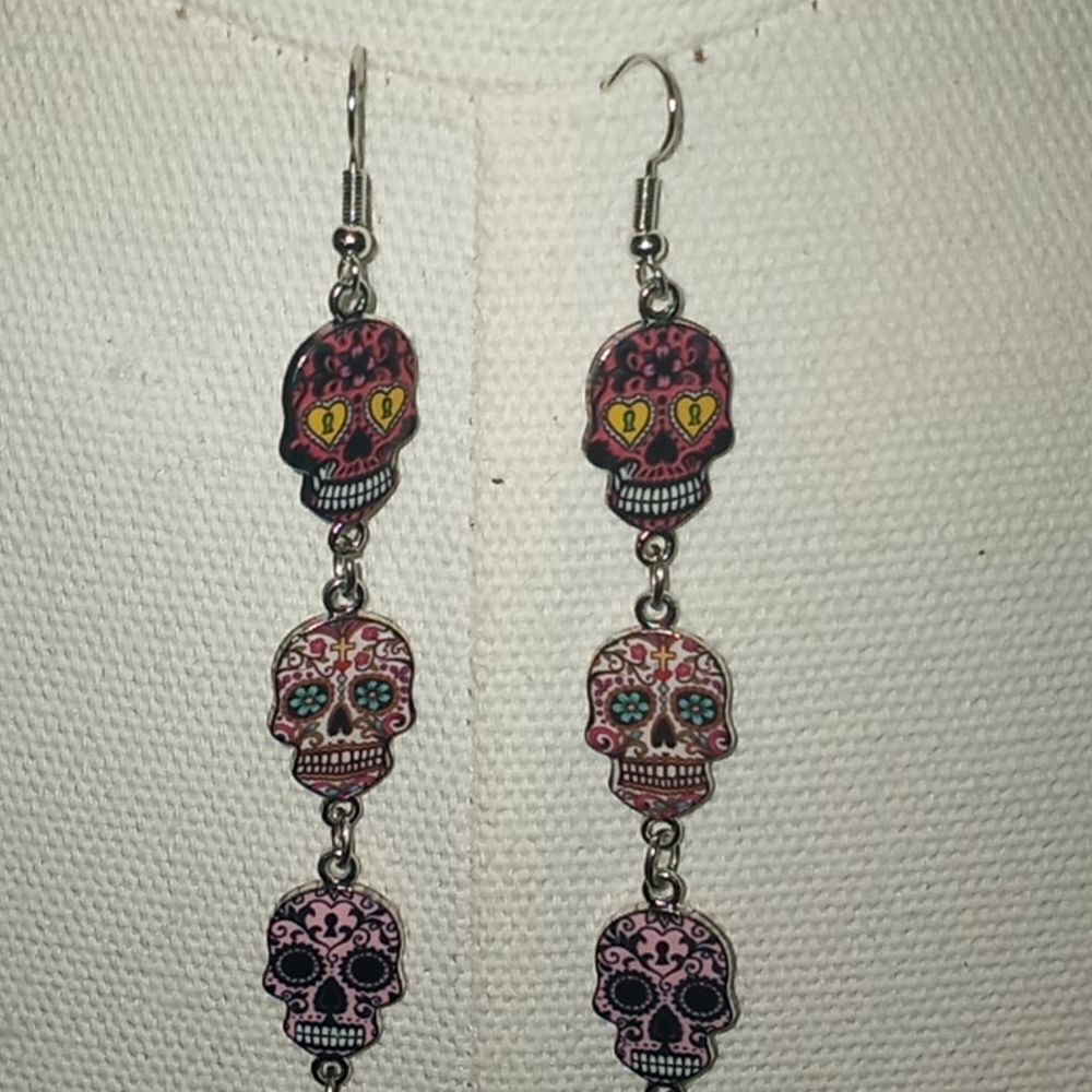 Sugar Skulls 5 piece pink drop dangle earrings. - Picture 3 of 6